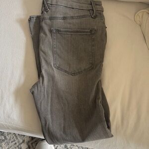 Good American Light Gray Denim Jeans